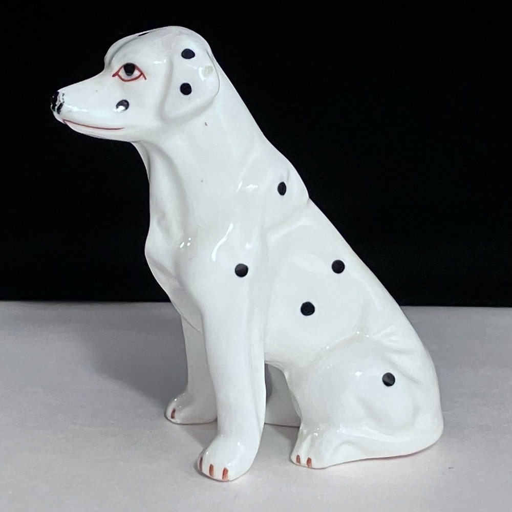DALMATIAN DOG Bone China Figurine / VINTAGE Hand Painted / 3.5 INCHES